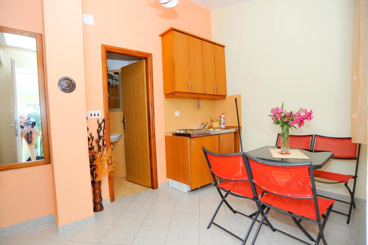 Apartments Marina วีร์ ห้อง รูปภาพ