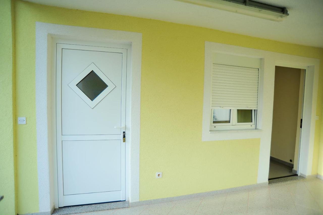 Apartments Marina วีร์ ห้อง รูปภาพ