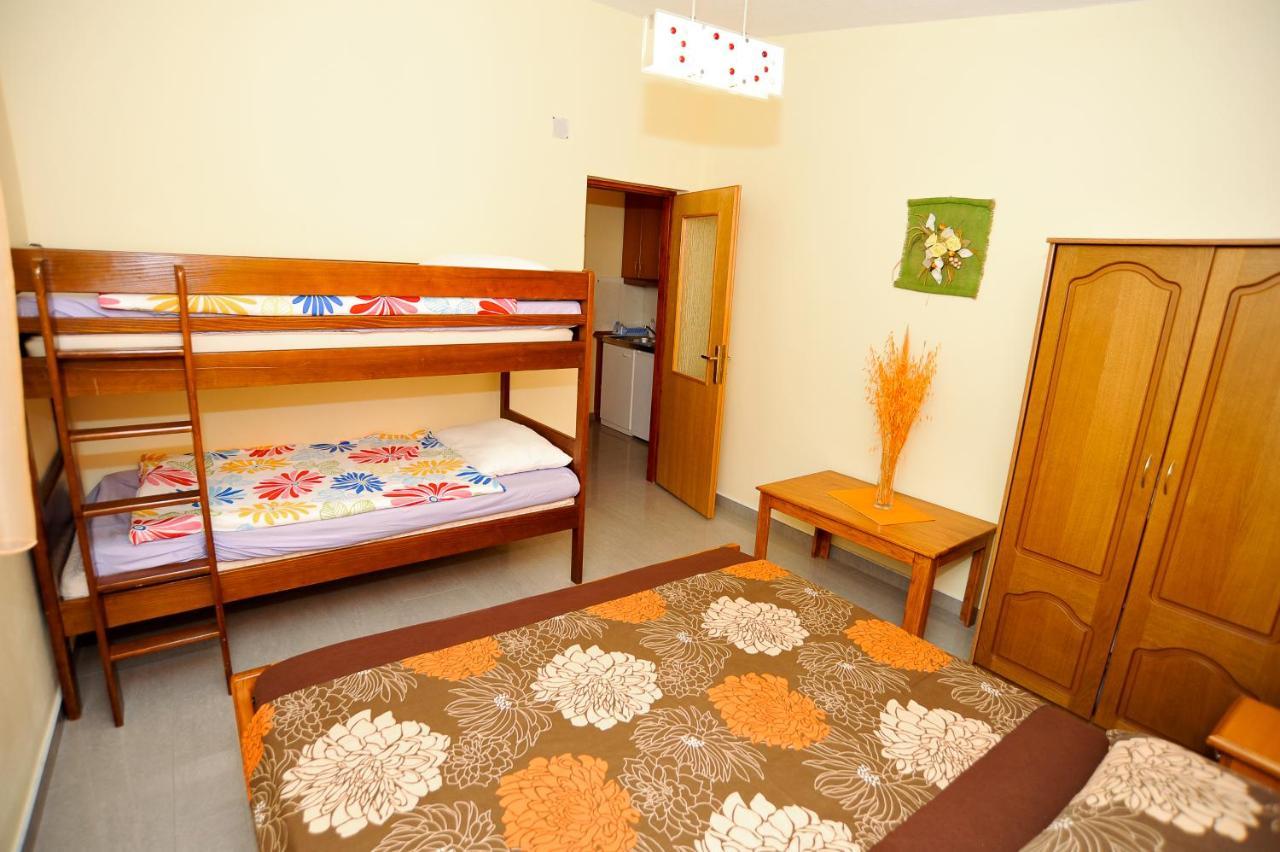 Apartments Marina วีร์ ห้อง รูปภาพ